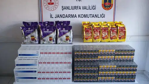 Viranşehirde kaçak sigara ve çay operasyonu