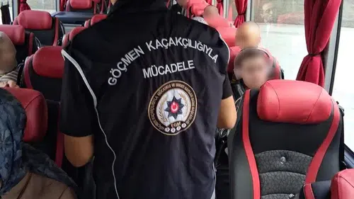 Bilecik sokaklarında göçmen denetimi