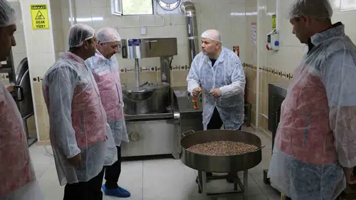 Diyarbakır’da bayram tatlıları ve et ürünleri yakın markaja alındı