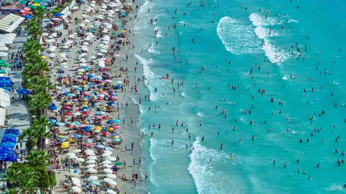 Kuşadası turizm sezonuna iddialı bir giriş yaptı