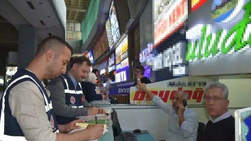 İzmir otogarlarında bayram öncesi fahiş fiyat operasyonu