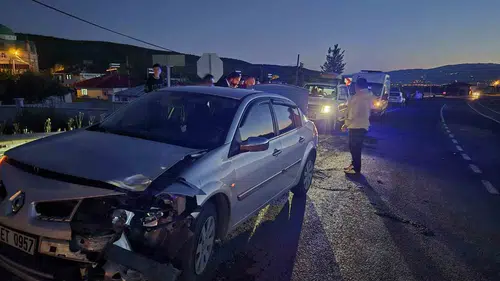 Bingöl’de iki araç çarpıştı Bir yaralı var