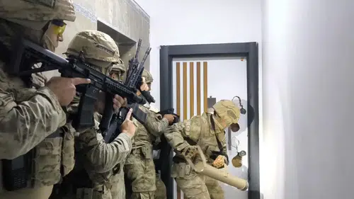 Yasa dışı bahis çetesine 7 ilde büyük darbe