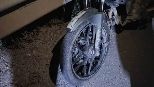 Bilecik yolunda motosiklet devrildi