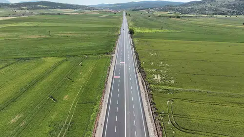 Kahramanmaraş’ta köy yollarında asfaltlı ve geniş dönem başladı