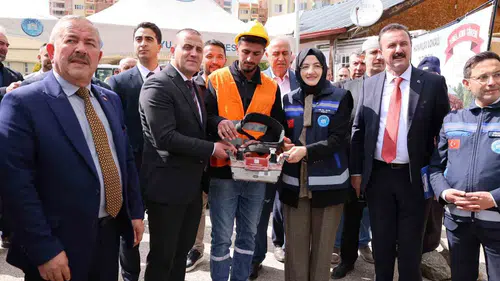 Akyurt Belediyesi yeni sosyal tesisleri için ilk harcı koydu