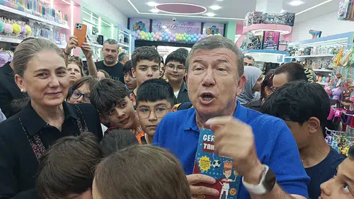 Tanju Çolak Galatasaray yönetimine patladı Biz gavur muyuz