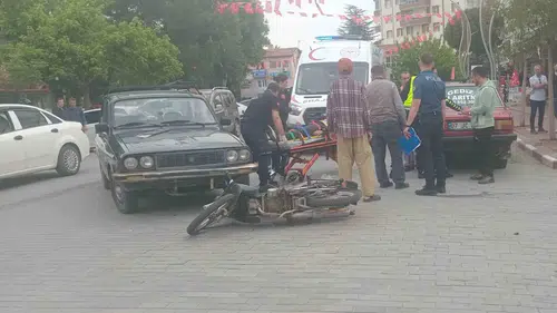 Gediz’de ehliyetsiz sürücünün karıştığı kazada iki kardeş yaralandı