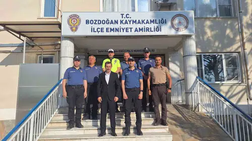 Bozdoğan Kaymakamı bayramda sahada görev yapan personeli unutmadı