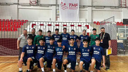 Aydınlı küçük hentbolcular Türkiye kürsüsüne çıktı