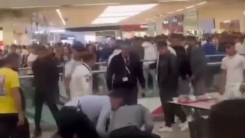 Başkentte AVM ortasında dehşet anları