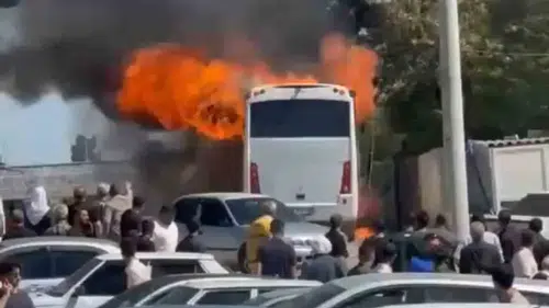 Şanlıurfa’da türbe ziyareti sırasında tur otobüsü küle döndü