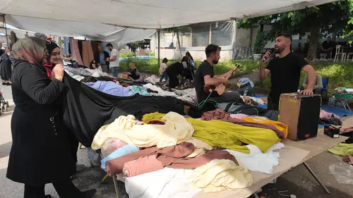 Düzceli pazarcıdan satışları artırmak için besteli çözüm