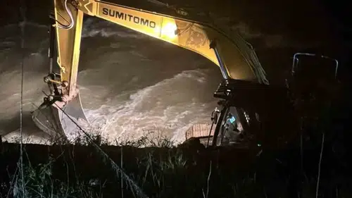 Giresun Yağlıdere'de dereye giren amca ve yeğen sulara kapıldı