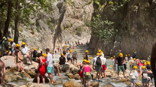 Saklıkent Kanyonu bayram tatilinde ziyaretçi akınına uğradı