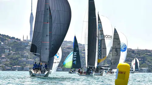 İstanbul Boğazı’nda yelkenler 19 Mayıs için açıldı