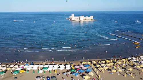 Mersin sahillerinde bayram bereketi yaşandı
