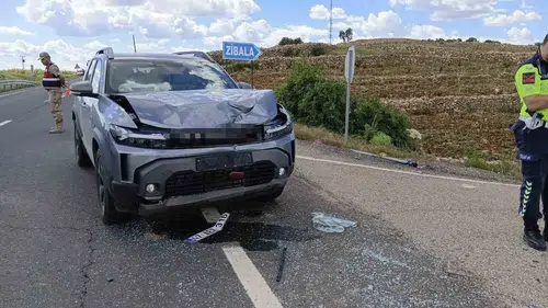 Midyat yolunda araçlar çarpıştı şarampole uçtu