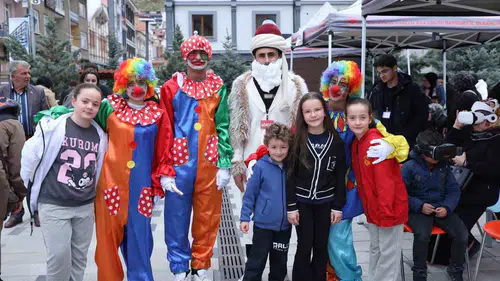 Bayburtlu minikler Saray Bahçesi'nde unutulmaz bir gün yaşadı