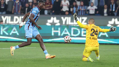 Trabzonspor ve Gençlerbirliği karşılaşmasından özel kareler