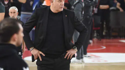 Karşıyaka Basketbolun eski menajeri Nihat Mala eleştirilere yanıt verdi