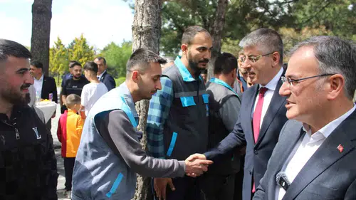 Hacılar bayramlaşmasında teyakkuz çağrısı