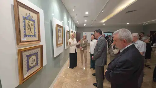 Kütahya’da unutulmaya yüz tutan tezhip sanatı yeniden hayat buluyor