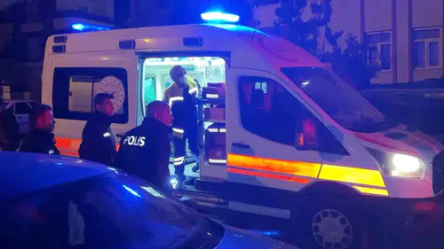 Aksaray'da komşuların elektrikli moped şarjı kavgası hastanede bitti