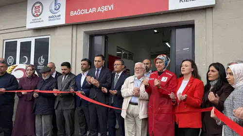 Bağcılar’da günlük 5 bin kişiye yemek çıkaran dev aşevi açıldı