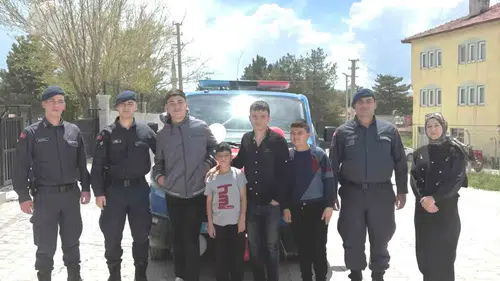 Altıntaşlı özel çocuklar polis araçlarıyla şehir turuna çıktı