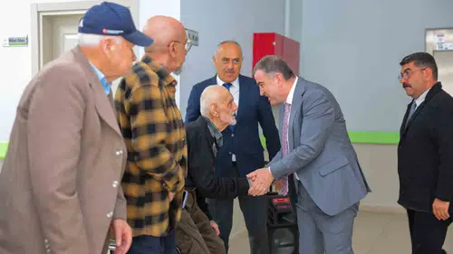 Bayburt huzurevinde bayram coşkusu yaşandı