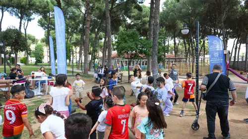 Aydınlı öğrenciler Tekstil Parkta stres attı