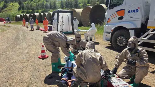 Diyarbakır’da gerçeği aratmayan büyük deprem tatbikatı