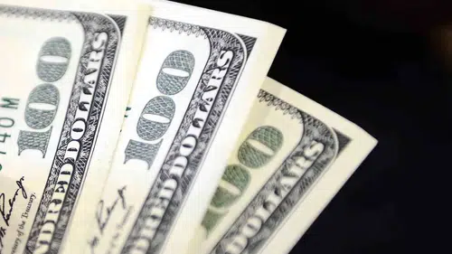 Dolar ve euro yeni güne yükselişle başladı