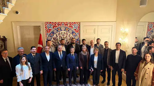 Genç girişimci Londra'da Türk inşaat sektörünün kapılarını araladı