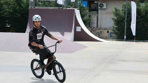 Gebze’de pedal çeviren sporcular kıyasıya yarıştı
