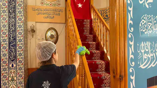 Aydın’da bayram mesaisi camilerde başladı