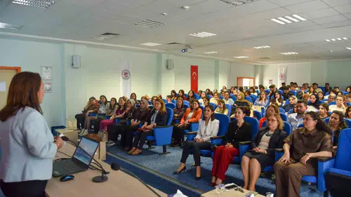 Bilecik’te hemşirelik mesleğinin geleceği konuşuldu