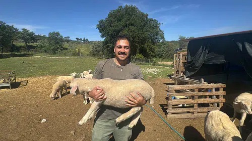 İzmir'den Muğla'ya uzanan kaçış hikayesi