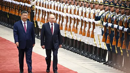 Putin ve Xi Pekin’de stratejik ortaklıklarını yeniledi