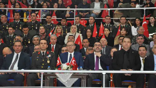 Kars gençliği 19 Mayıs için meydanlara indi
