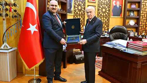 Bahçeli Kerkük’ün ilk Türkmen valisini makamında ağırladı