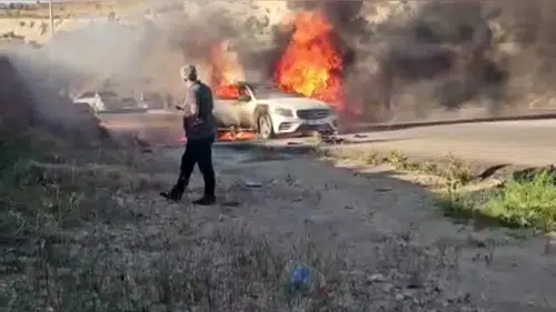 Gaziantep yolunda lüks araç bir anda küle döndü