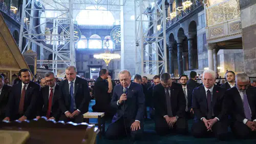 Erdoğan Ayasofya’da cuma namazı kıldı