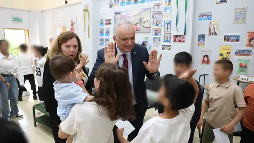Düzce’de devlet korumasındaki çocuklarla bayram coşkusu