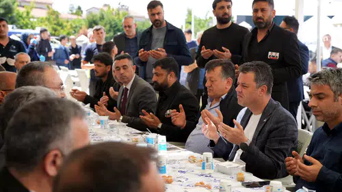 Çorlu şehitlerini dualarla andı
