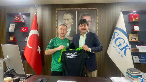 SGK çalışanları masa tenisi masasında buluştu