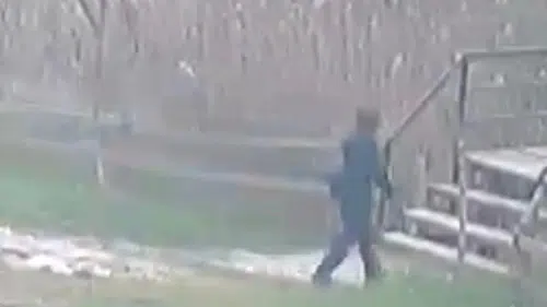Sakarya’da göl kenarında bulunan genç kadının son anları görüntülendi