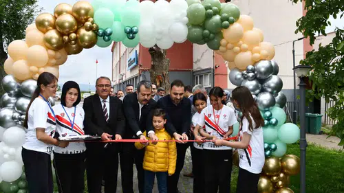 Vezirköprüde öğrencilerin bilimsel hünerleri sergilendi