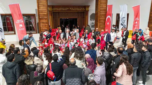 Yunusemre gençliği 19 Mayıs coşkusunu meydanda yaşayacak